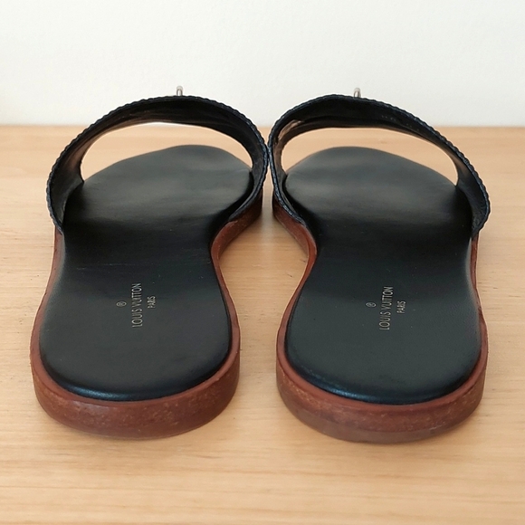 Louis Vuitton Lock it Mules - Picture 4 of 9